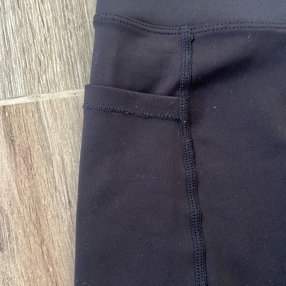 Women’s ATHLIO high rise bike shorts Size XS - Picture 2 of 4